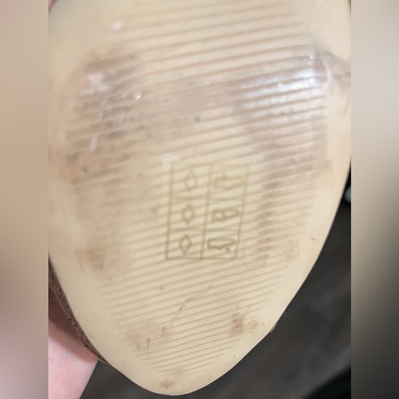 ALDO Gold Shimmer Peep Toe Platform Heels - Picture 5 of 10